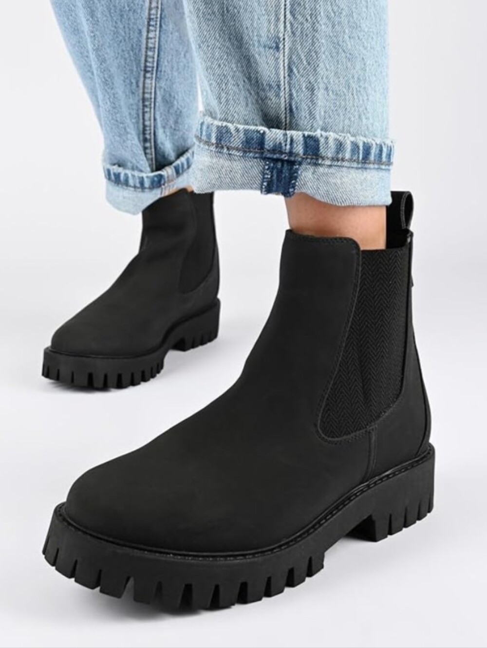 Journee Collection Alara chelsea booties